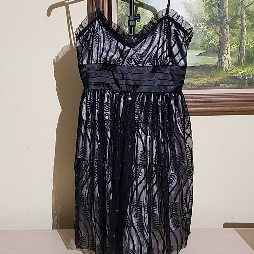 West 36th cocktail dress black B5